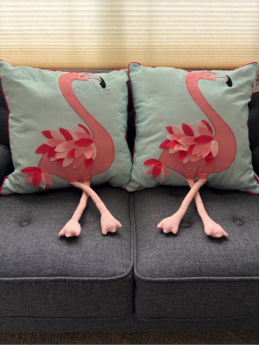 NWT Novogratz Pink Flamingo Appliqué 3D Feathers Large Aqua Pillow Set (2)